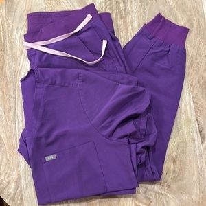 XL womans figs scrub set